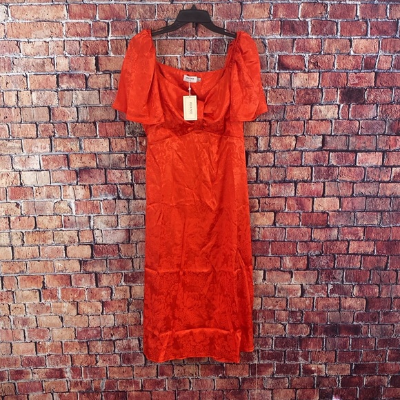 ASOS Flounce London Plus satin flutter sleeve midi dress in red jacquard - Picture 1 of 4